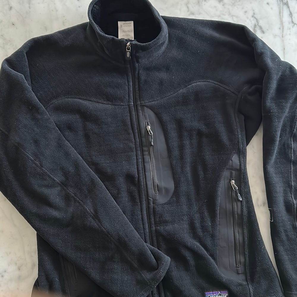 EUC Patagonia women’s zip front fleece